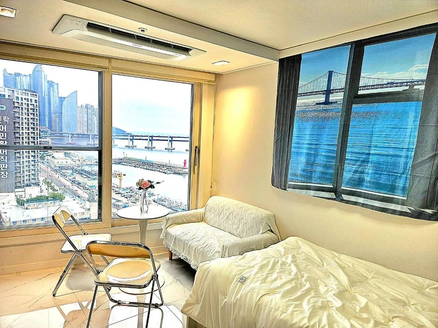 부산 광안리 깔끔한 풀옵션 오션뷰 오피스텔 Apartment Busan